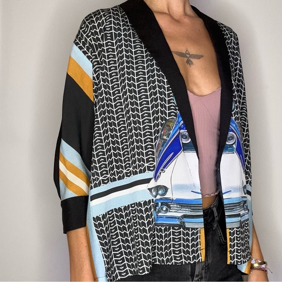 Designer & unique! Clover Canyon - Picture 3 of 7